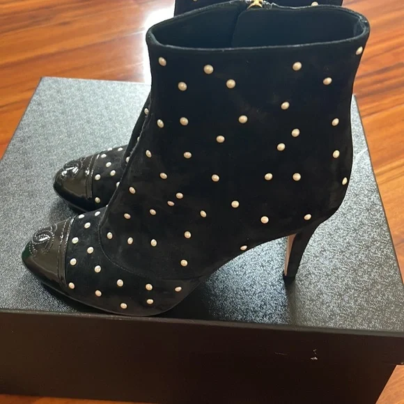 Chanel Short Boots - Picture 4 of 11